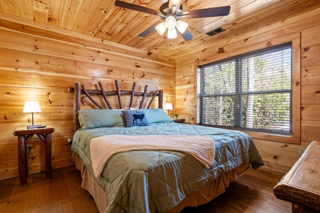 Vila Bobcat Den By Eden Crest Gatlinburg Exteriér fotografie