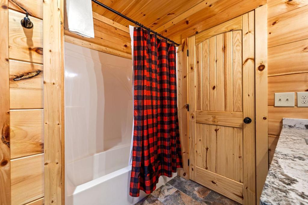 Vila Bobcat Den By Eden Crest Gatlinburg Exteriér fotografie